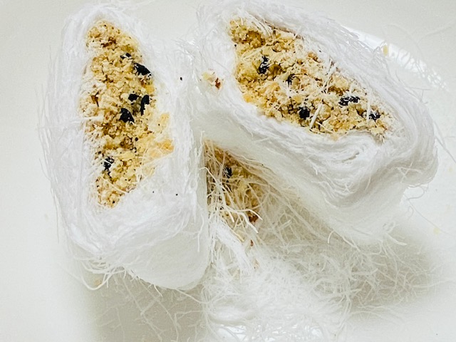 半分に切った王タレ